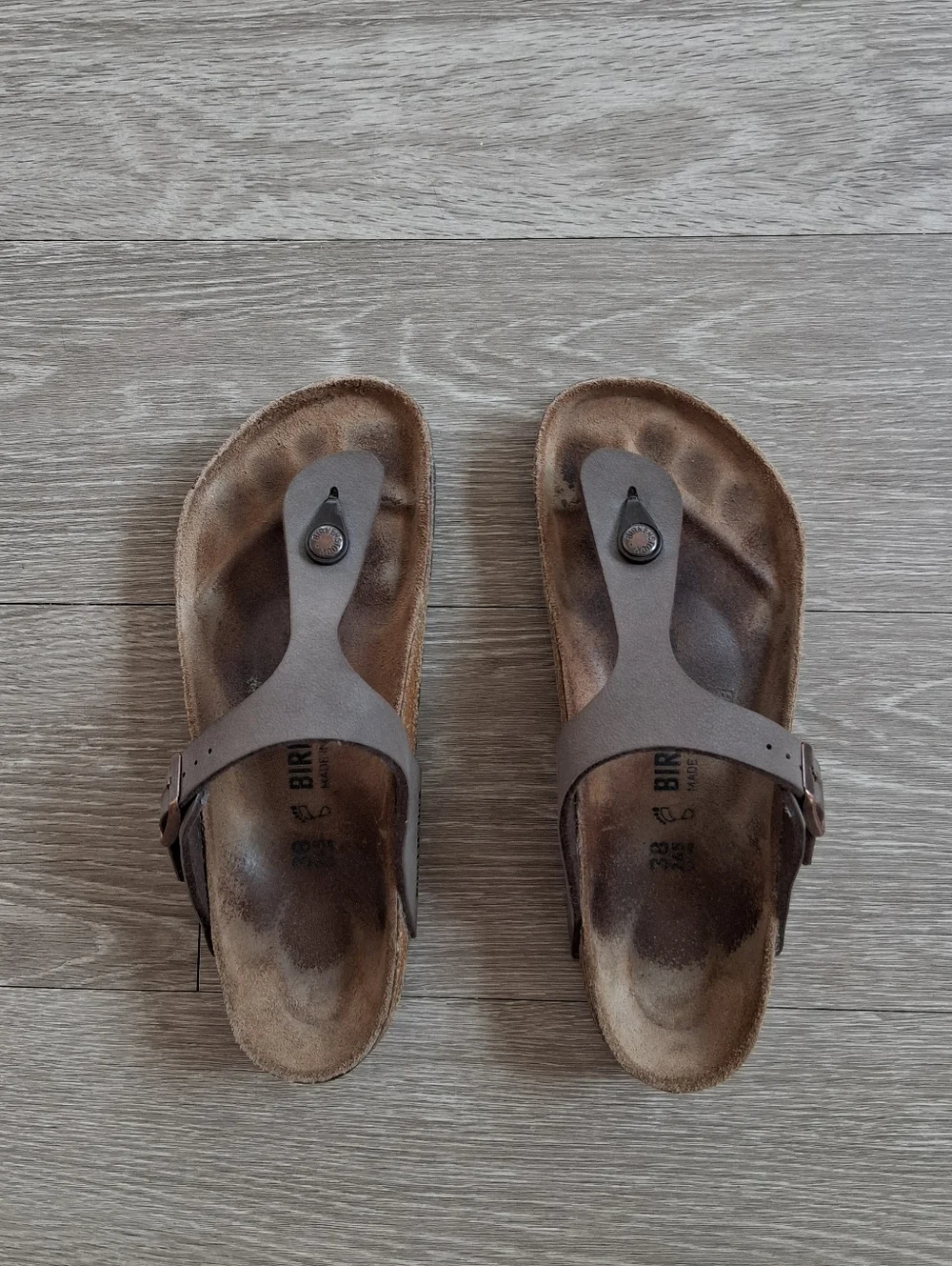 Birkenstock Gizeh Sandal In Mocha 38EU